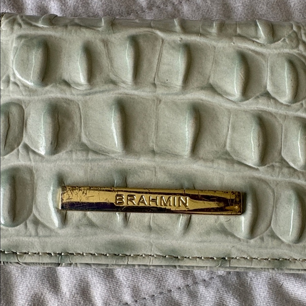 Brahmin Light Green Crocodile Embossed Card Holder - Picture 5 of 5